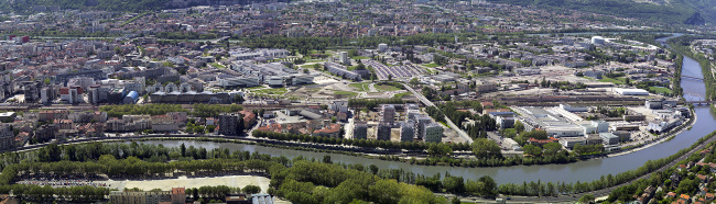 Panoramique Bouchayet-Viallet au confluent