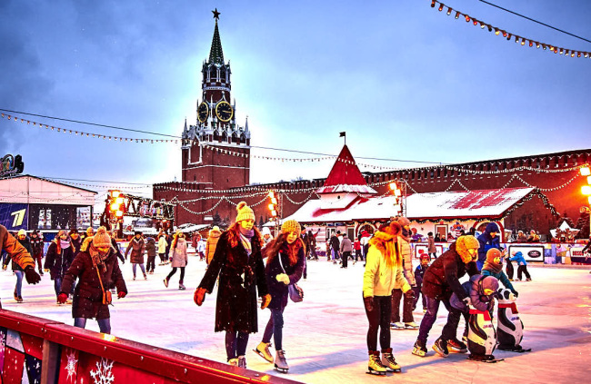 Les patineurs de la Place Rouge