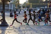 KM 1-Les élites féminines place de la Concorde